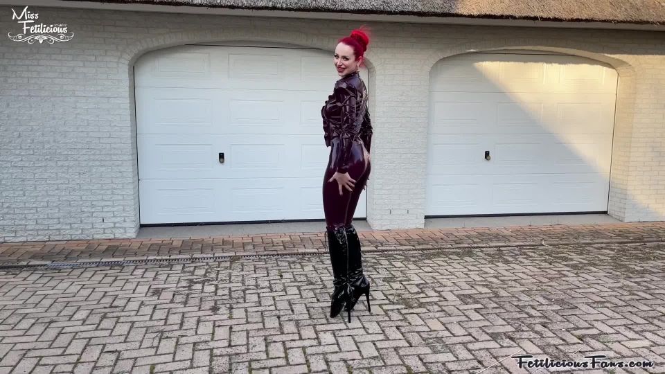 FetiliciousFans SiteRipPt 2Walking in Black Ballet Boots