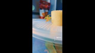 LAIKA - imnotlaika () Imnotlaika - butterbean was enjoying some fresh watermelon last night its so insane to see insects 09-05-2020