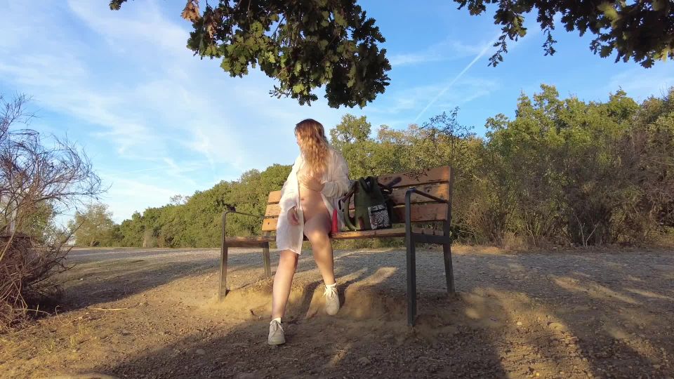 Louiselittlefrench 56419502 video 2023-10-15 20-33