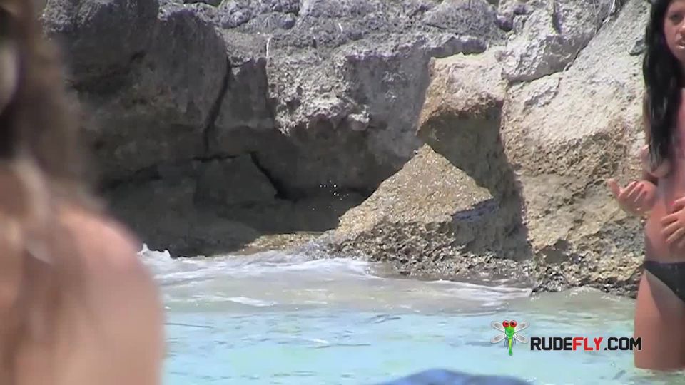 Despejadas a las bellezas de la cintura