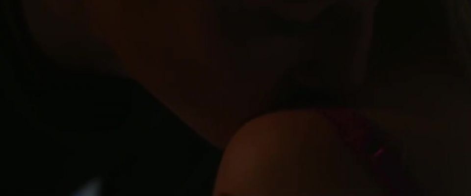 Marie Petiot - Au loin les dinosaures (2016) HD 720p - (Celebrity porn)