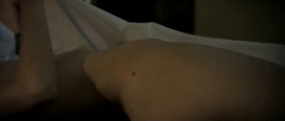 Adriana Balbo - Medialuna de Otono (2010) HD 720p - (Porno Celebridad)