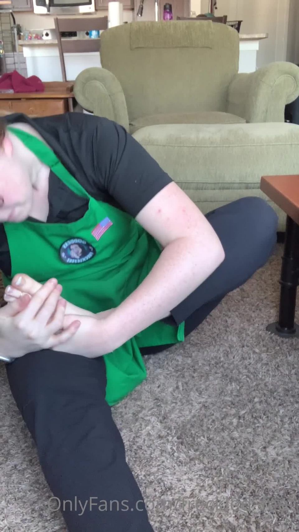 Pies apestosos Barista Joi..