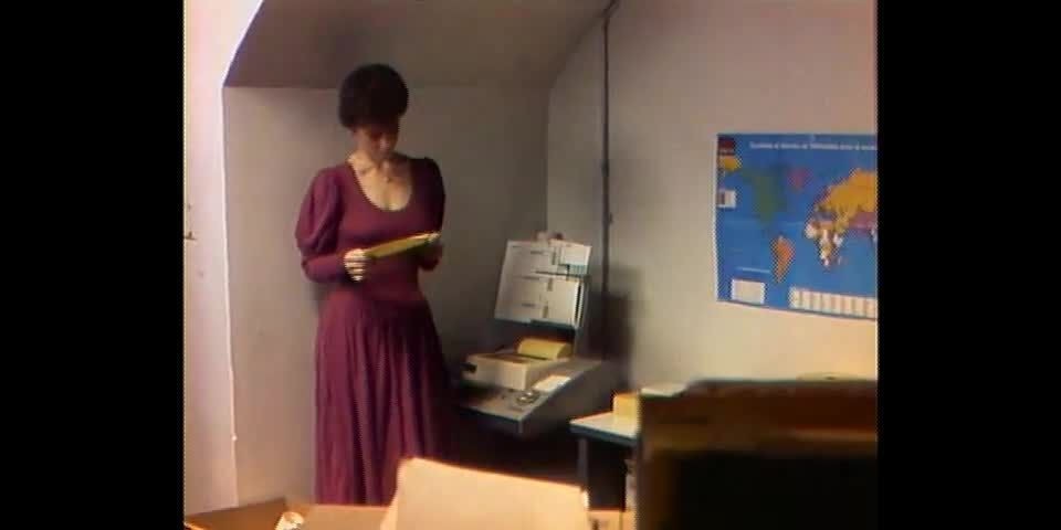 7151 Dentro de Annie Oral