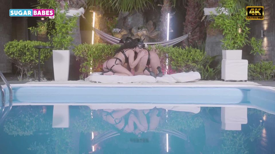 adult clip 33 Pussy Cats, hardcore throat big big big tits on milf porn 