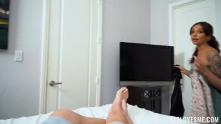 April Olsen (Amateur porn)