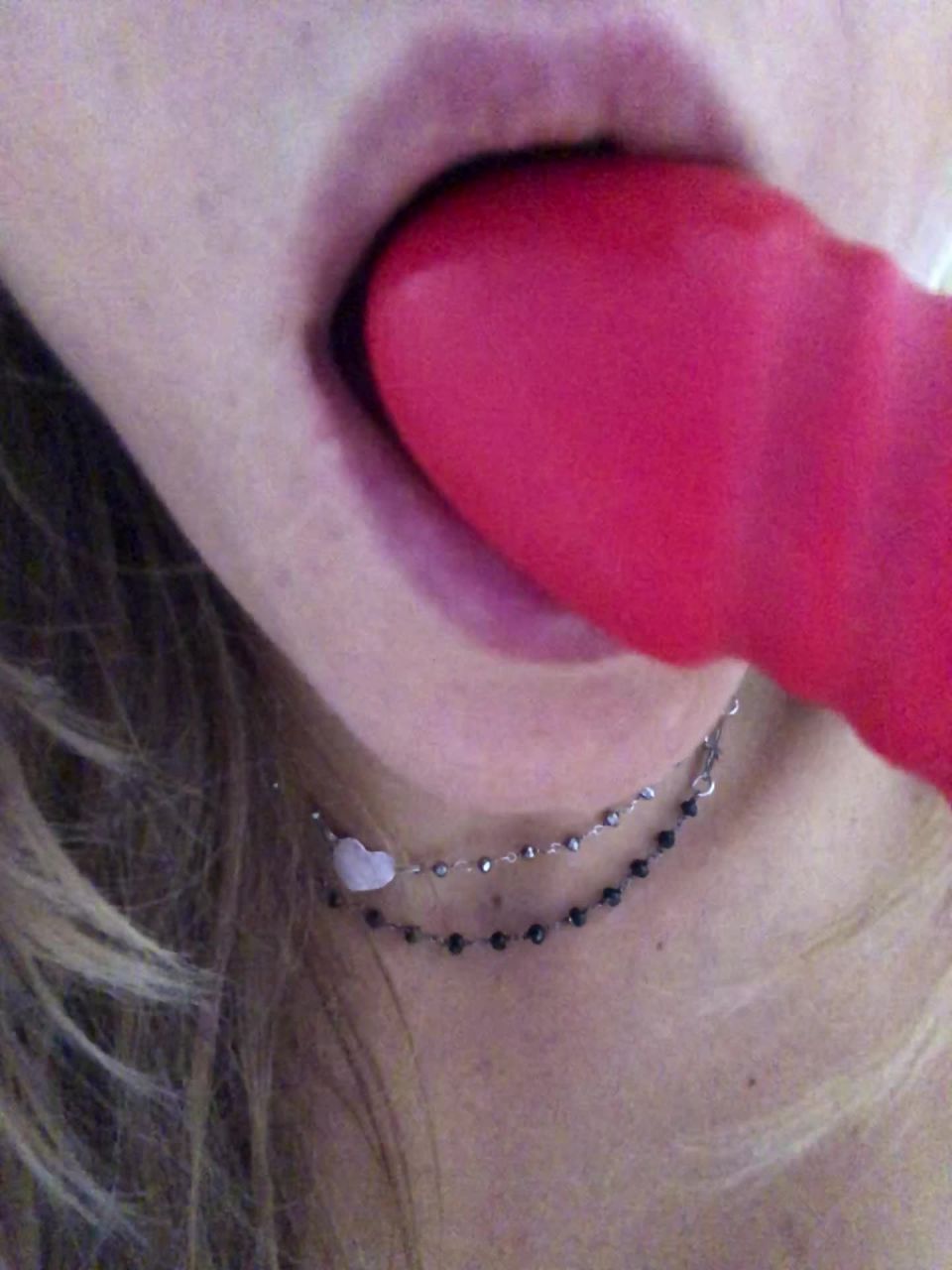 missvibes  Finch lo ciuccio mi masturbo con le dita… | missvibes | milf porn 