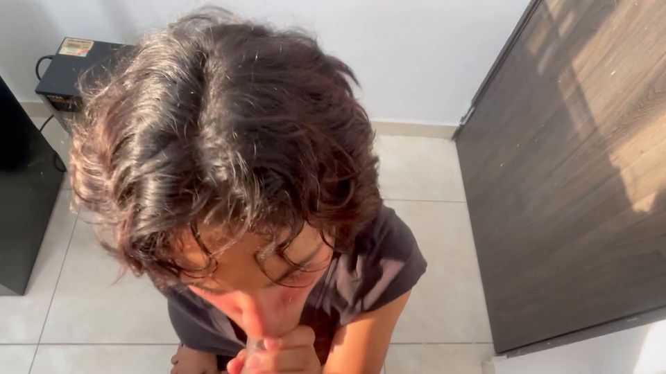 Julianapalvin I give my new neighbor the best fuck ever in exchange for fixing her computer  I cum rich