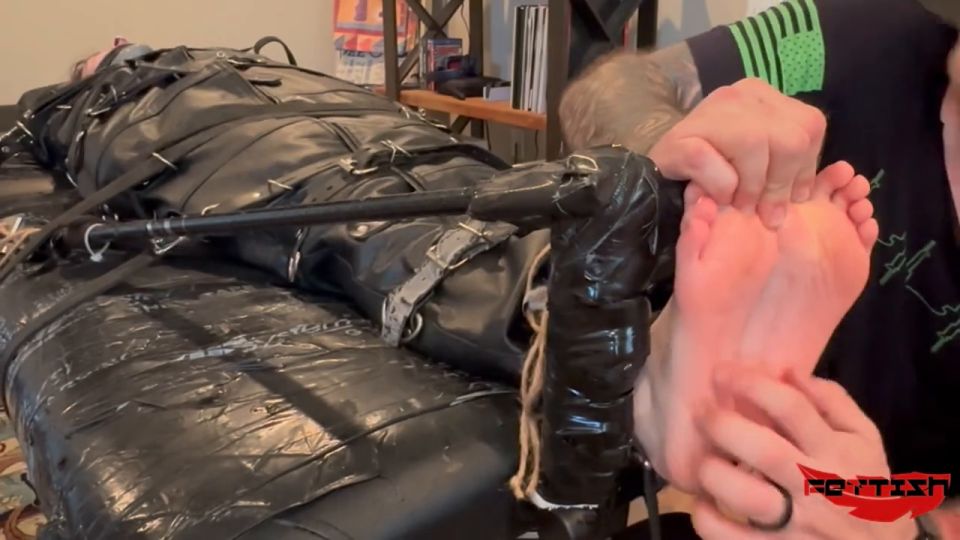 Fettish Angel No Safeword (Feet porn)