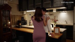 Reducing Mosaic MEYD-993 【豹変】夜になると痴女になる女上司に、朝が来るまでチ〇ポがバカになるまで犯●れまくるー。 大谷双葉