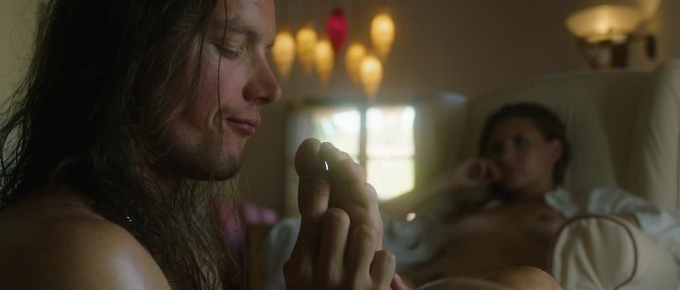 Andrea Winter - Blood Paradise (2018) HD 1080p - (Celebrity porn)