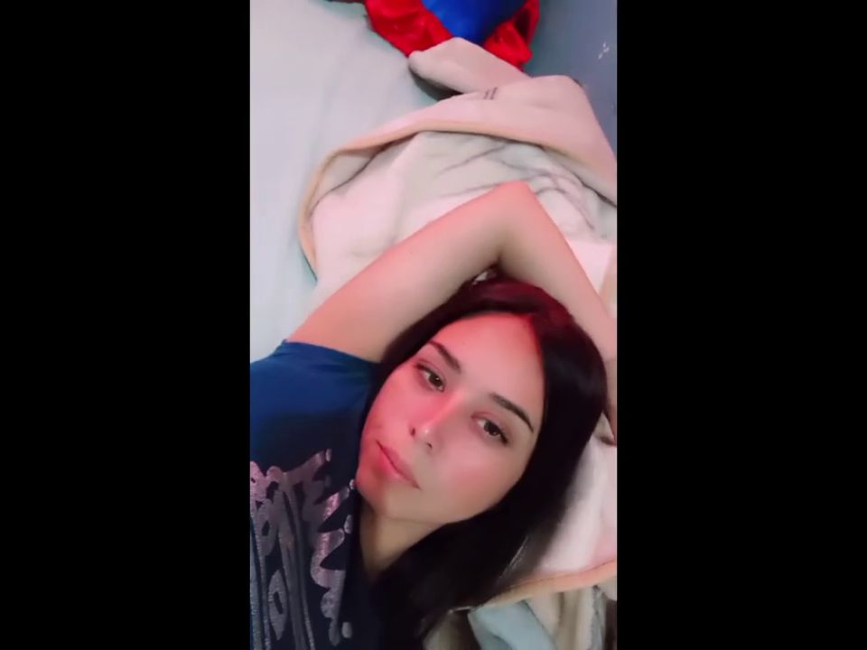 Saraagain - Tocandome el coño