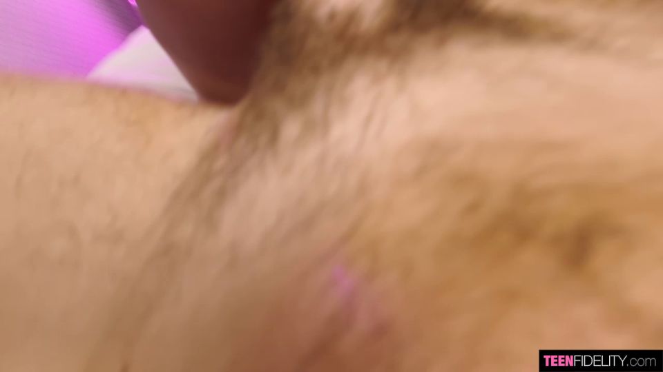 Creaming Su Rosa - E627 - Chloe Rose Sexo Clip Video...