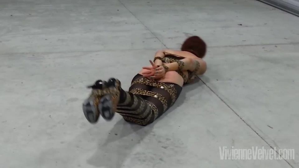 Trophy Wife Gets What She Deserves