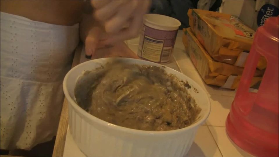 gratis video en línea 1 mierda llena de galletas de pan corto! en los pies porno femdom feminista