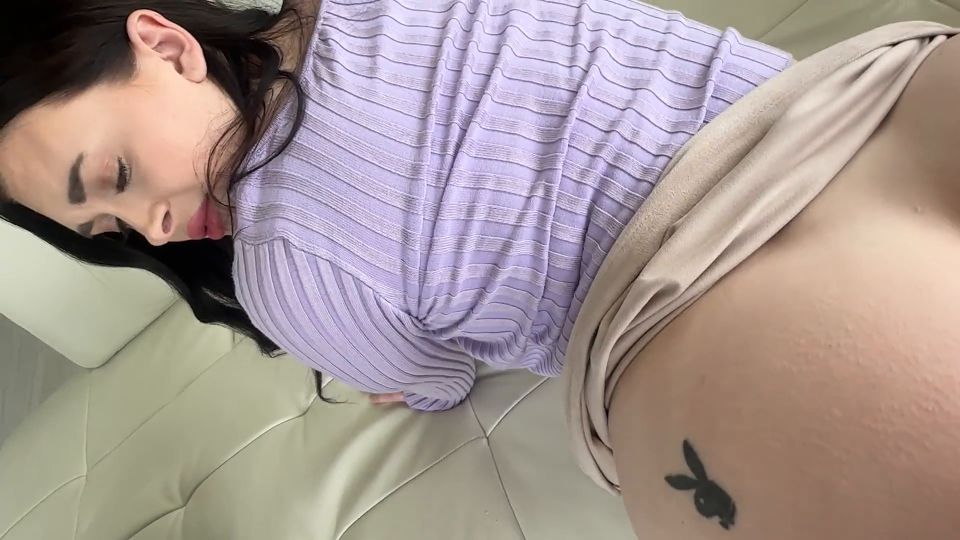 6226 Day Off With Thick Step Mom  Lindsay Lee