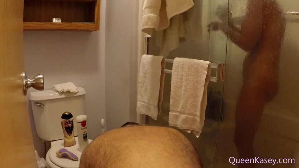 Realqueenkasey 24-11-2018 Cuckold Shower Assistant - [Webcam]