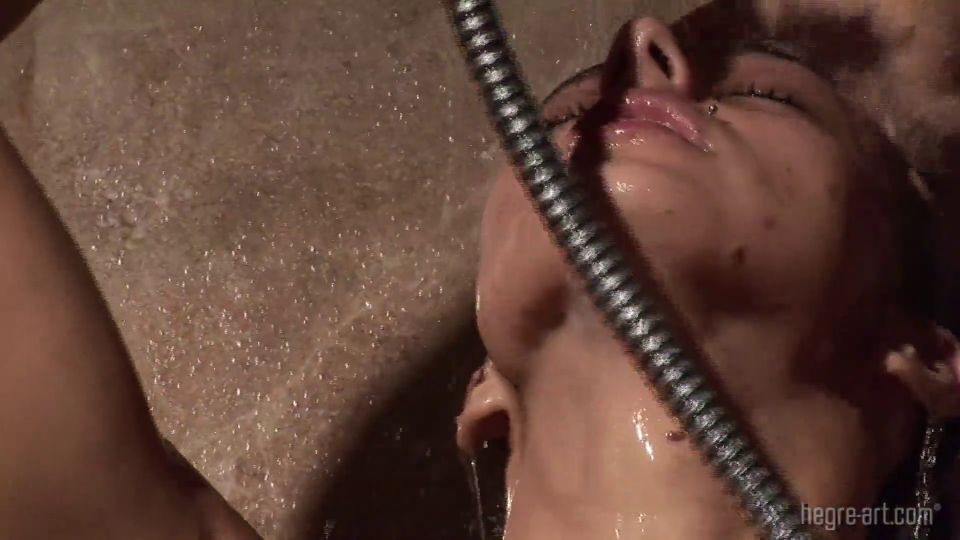 porno clip 32 Dominika C Show de ducha [Hegre-Art] (FullHD 1080p) en femdom porno femdom bragas