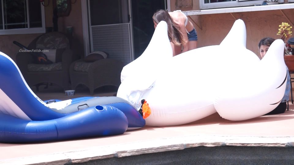 Custom Fetish - Vivi and Madison Inflatable BTS - Fetish