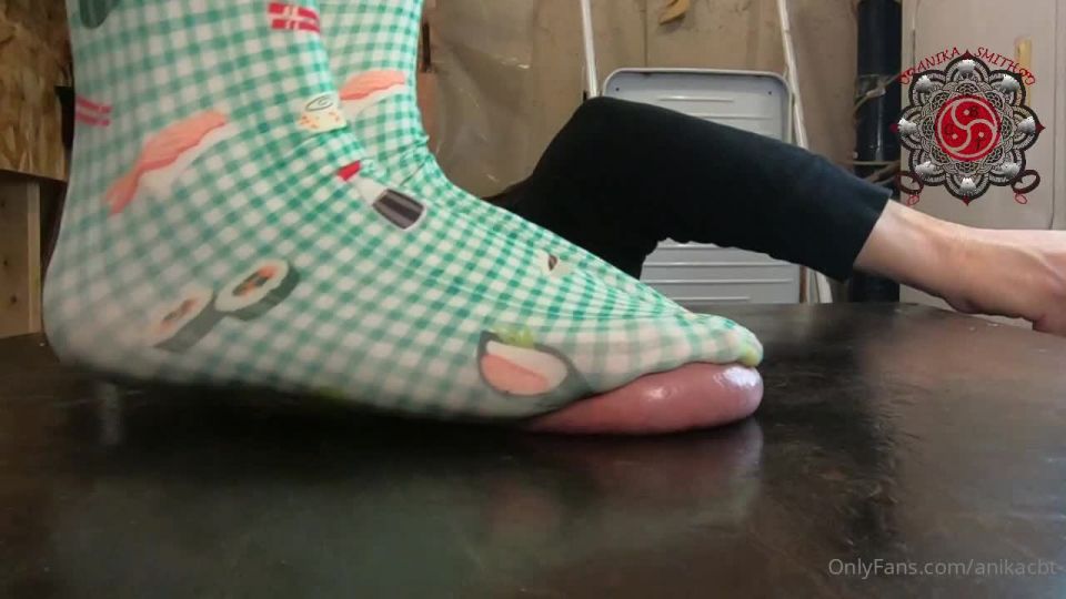 porno clip 15 cockold fetiche Anikas polla y bola Trample – Verde Sushi Tights CBT, fetiche en femdom porno