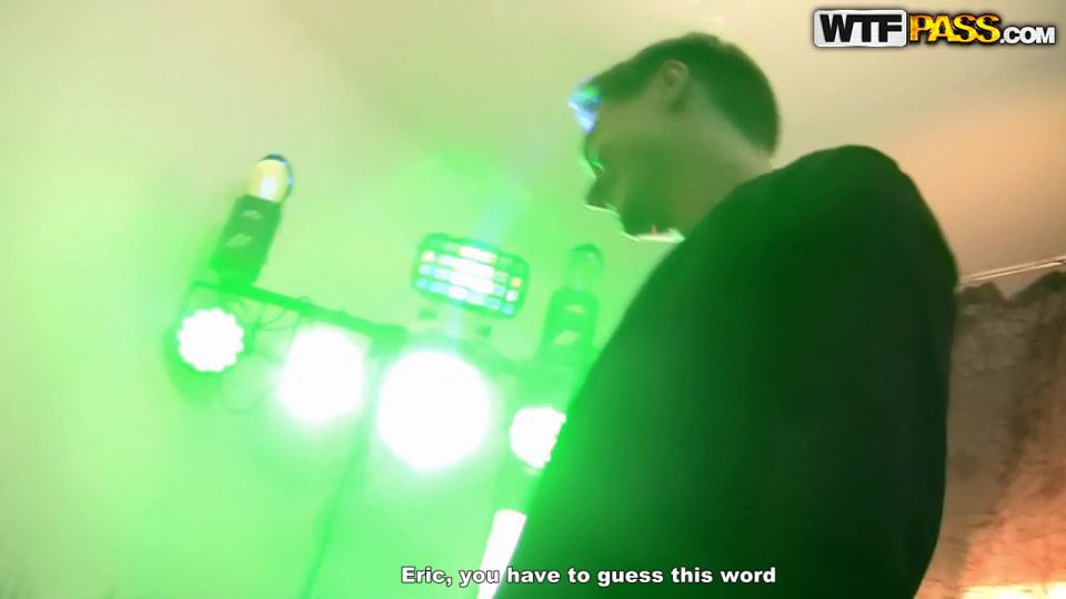 StudentSexParties - Chicas chic y sauda folla con estilo - Adolescentes