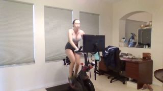 brittibratti 2023-04-03 Stream started at 04032023 0212 pm  2nd Round of Working Out  ) Connection got lost