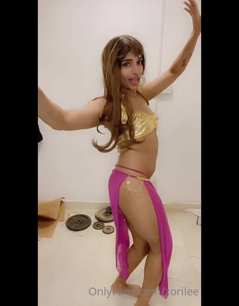 KoKo - zorilee () Zorilee - would you like to see more of these kind of dance strip videos 17-09-2021