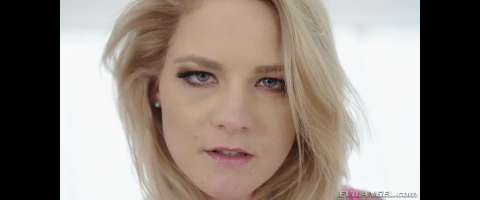 Lisey Sweet Squirting Lisey's DP (Porno anal)