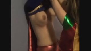 Superiorgirl & Robin - Heroinas castigadas