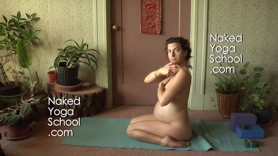 7116 cara - naked prenatal yoga
