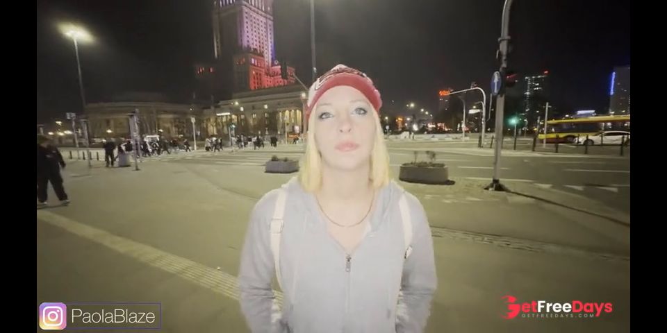 I let my viewer who met me in the city fuck me in the pussy - POLISH PORN