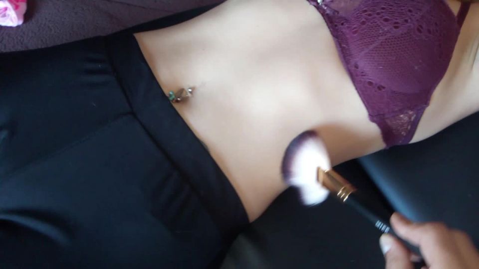 Sensual tickle massage - [Fetish porn]