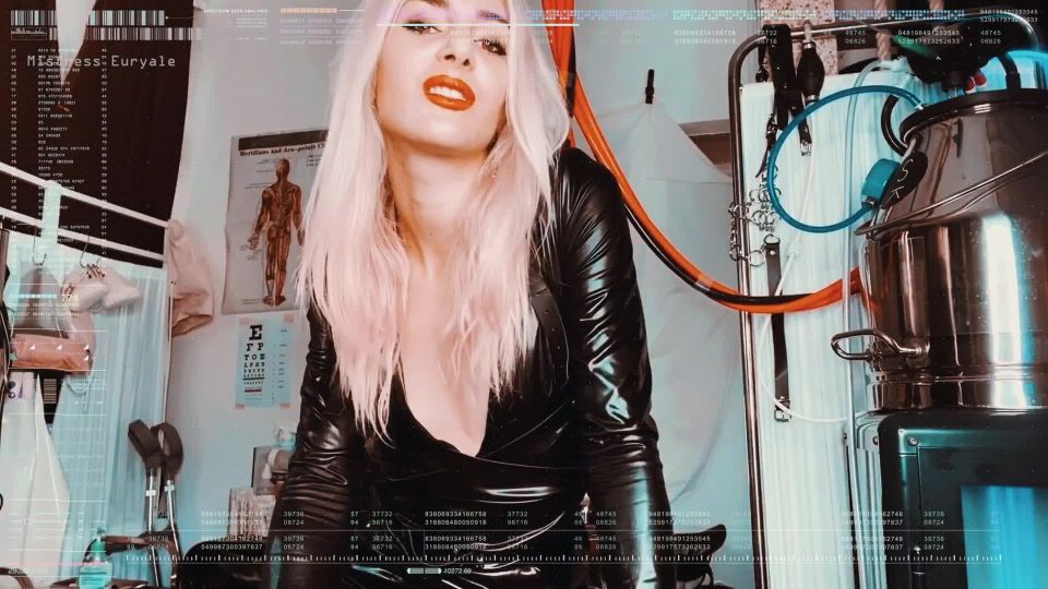 video 47 mujeres japonesas altas Elis Euriale – Mindfuck Machine – Ordeño y Enjaulado, lencería en femdom porno