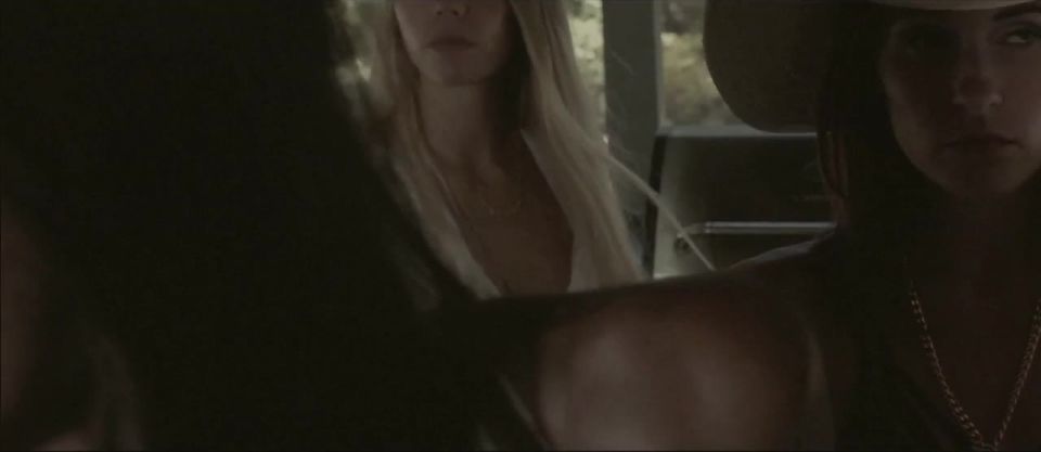 Sandra Segersteen, Anna de La Chapelle, Amira Miksch - L’etat C’est Moi (2015) HD 720p - [Celebrity porn]