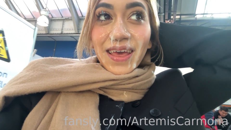 Artemis Carmona - clip ansioso con Bukkake.