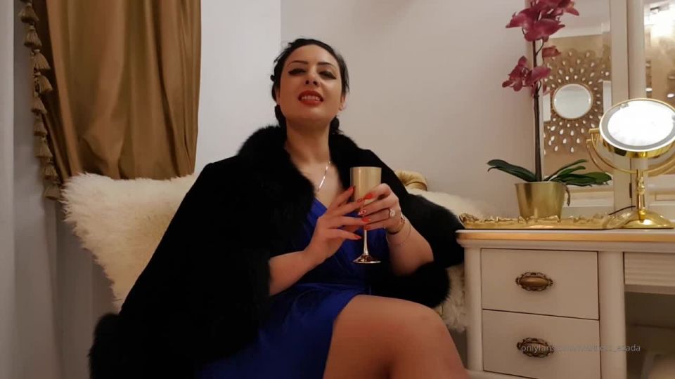 Mistress Ezada Sinn Pt 1 OF 2018-12-31-Happy 2019 My fans and devotees-VNa1dgTYFNDGOI8KZLP80qMdXxmWrnsQ