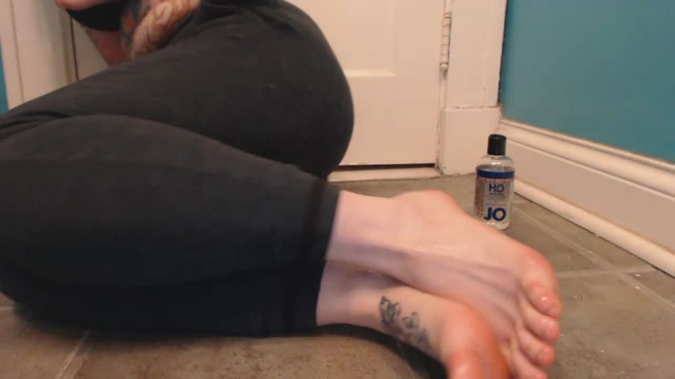 Syren Cove - Lubed Footjob Sex Clip Video Porn Download Mp4