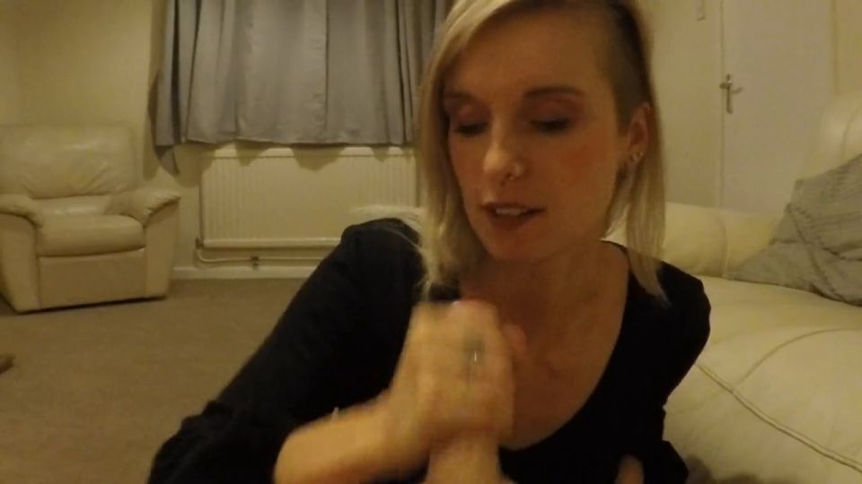 Mis mejores amigos Esposa Parte 1 Lexi Snow (Porno femenino)