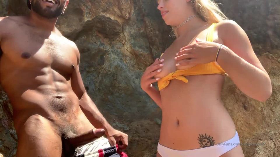 Leah Lee - Kodakswisher () Kodakswisher - Tengo que chupar polla en un acantilado en la playa hoy 27-08-2019