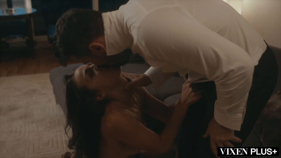 7130 Deeper  Stunning Babe Evelin has first Date Surprise Dee...