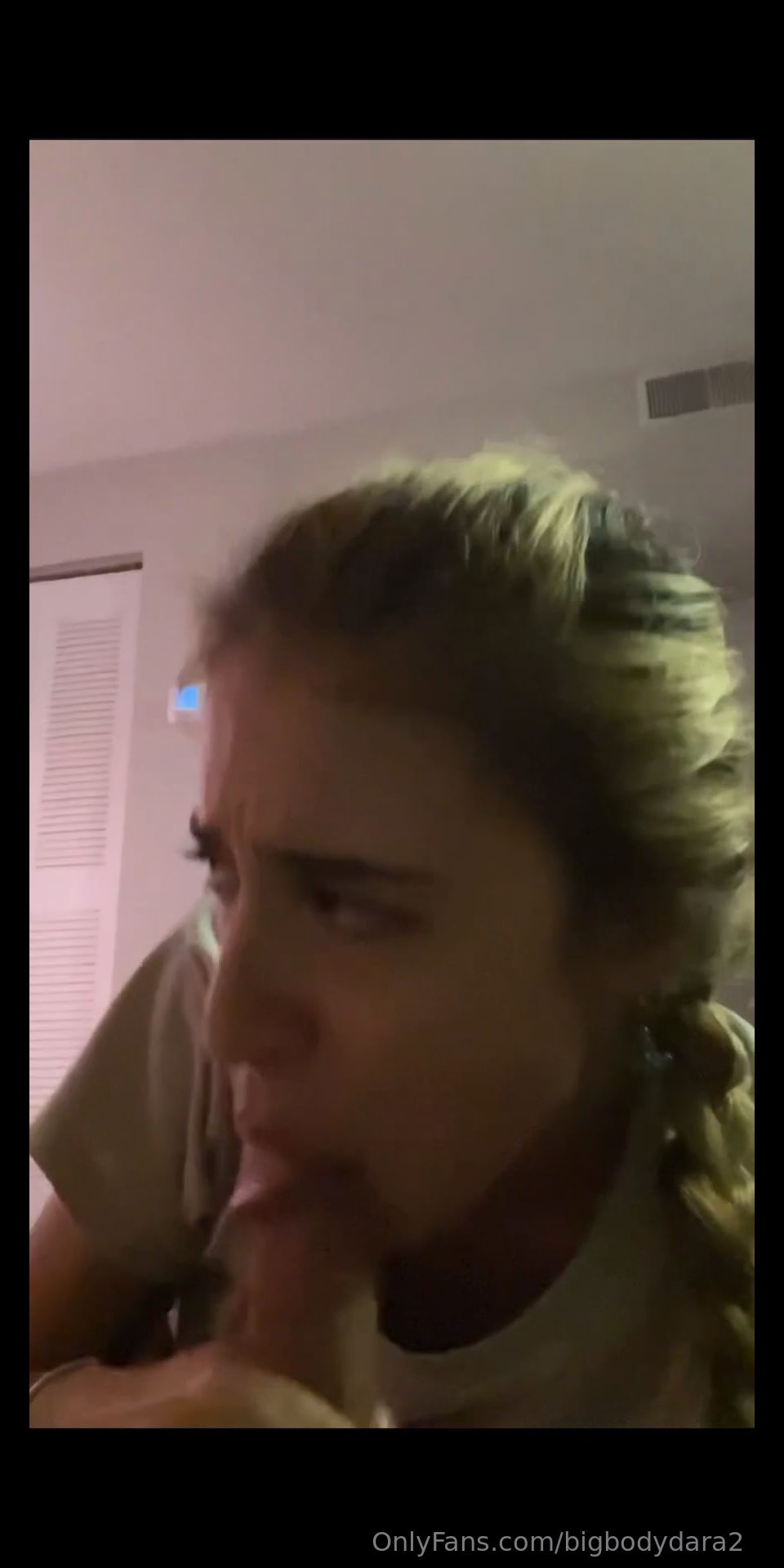 Hadara Aiello (bigbodydara2) Mamada y tragando Cum PPV Onlyfans (Blowjob porno)