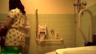 Mujeres estilo occidental inodoro – 15259114  voyeur  voyeur