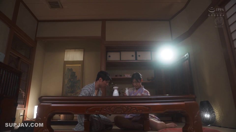 Reducing Mosaic ROE-307 社長夫人、新卒社員を連れ回す私欲の中出し出張旅行 吉永塔子