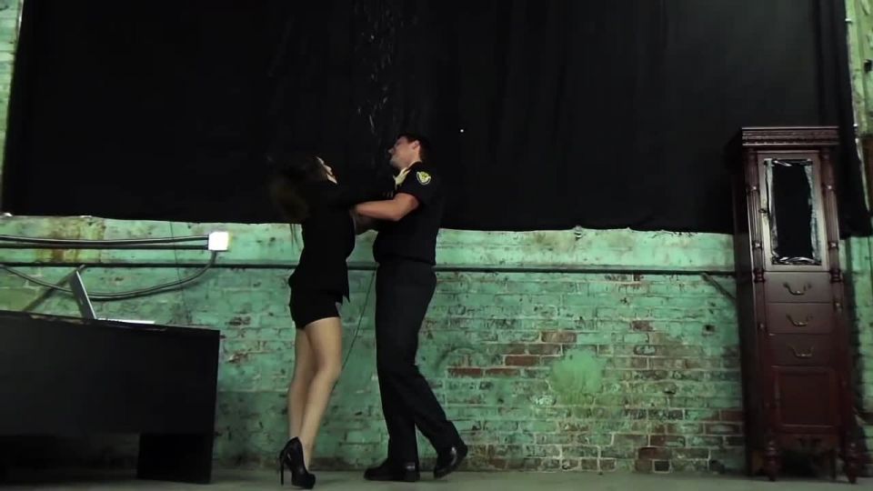 [SuperMisses.com] Compilación de bajo golpe de HL 3