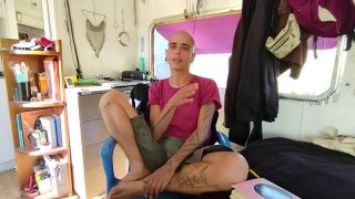 Diálogo ICAZZIMIEI PUNTATA OTTO! I Miracoli di Tinder: orgasmo gratis, schiaffoni, video amatoriali e poi...