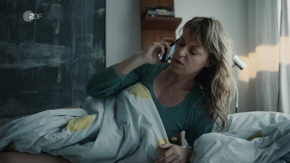 Lisa Wagner - Kommissarin Heller s01e09 (2019) HD 720p - (Celebrity porn)