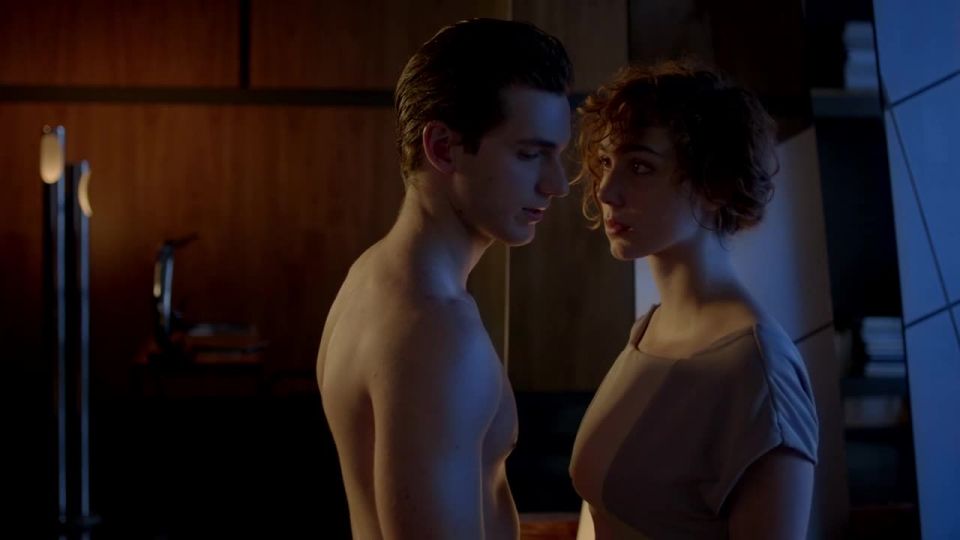 Sara Etienne (Sara Linaje) - Replica (2014) HD 720p - [Celebridad porno]