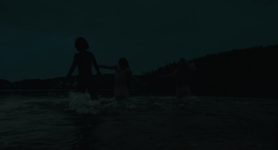 Viktoria Winge, Veslemoy Morkrid, Julia Schacht - All Must Die (Utdrikningslaget) (2019) HD 1080p!!!