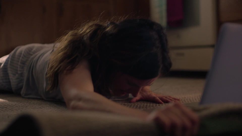 Kathryn Hahn - Mrs. Fletcher s01e03 (2019) HD 1080p!!!