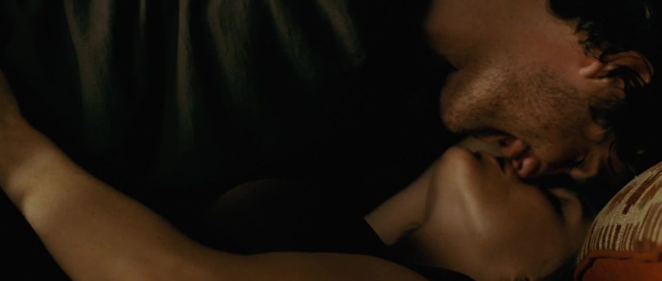 Alice Eve – Cruce sobre (2009) HD 1080p - (Celebridad porno)